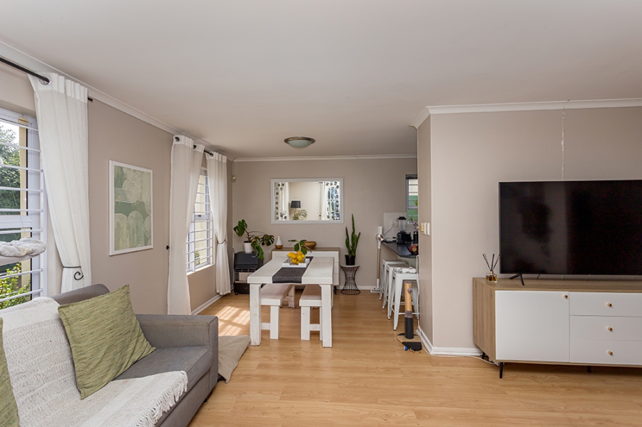 To Let 3 Bedroom Property for Rent in Sunningdale Western Cape